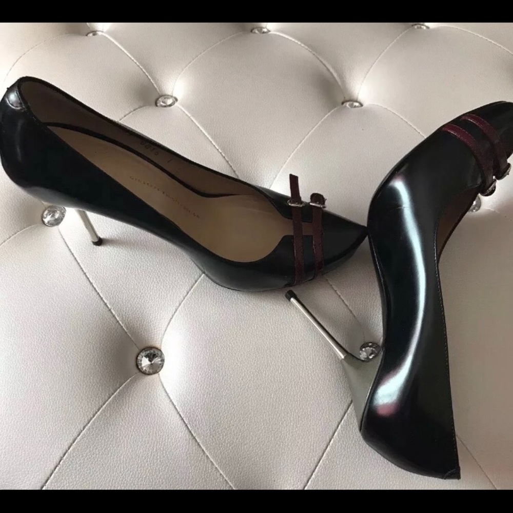 Giuseppe Zanotti Design Black Patent Heels 39/9 - Picture 6 of 8